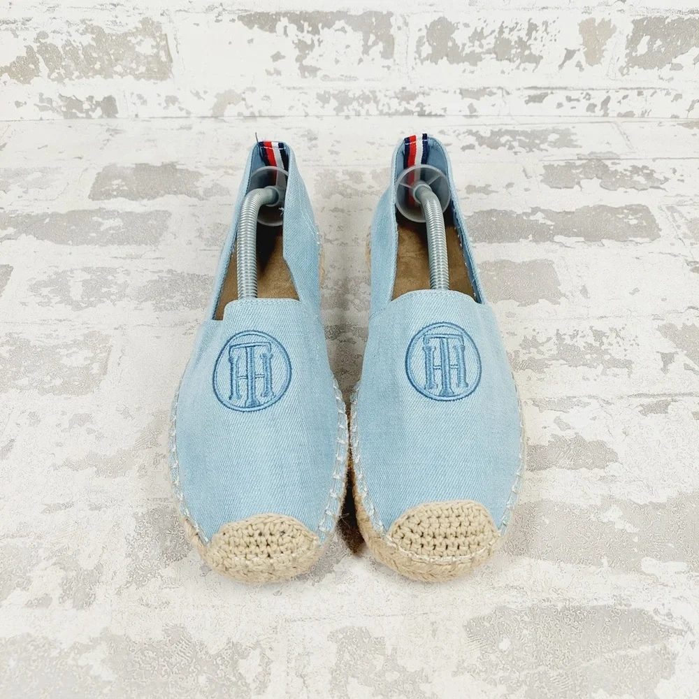 NEW Tommy Hilfiger Pryana-M Light Blue Canvas Espadrille Flats A672